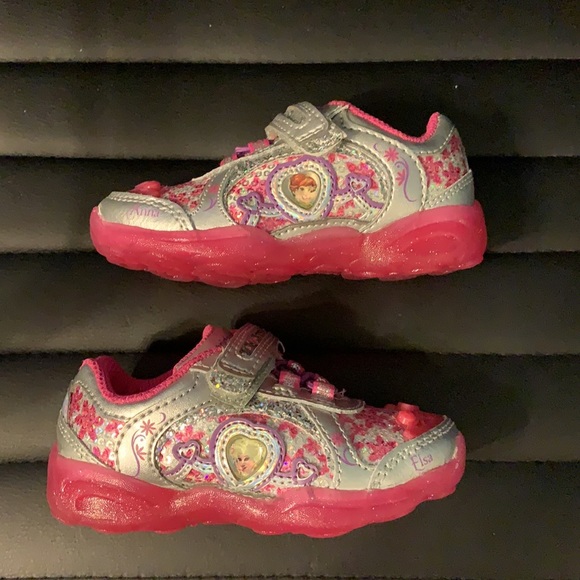 New in box stride rite frozen light up shoes - sz 6.5 - Picture 4 of 5